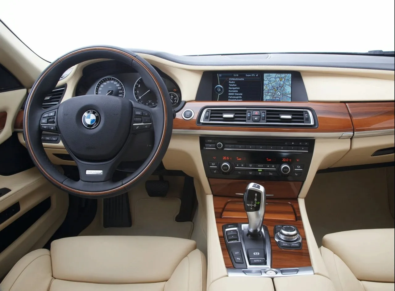 BMW 7er салон