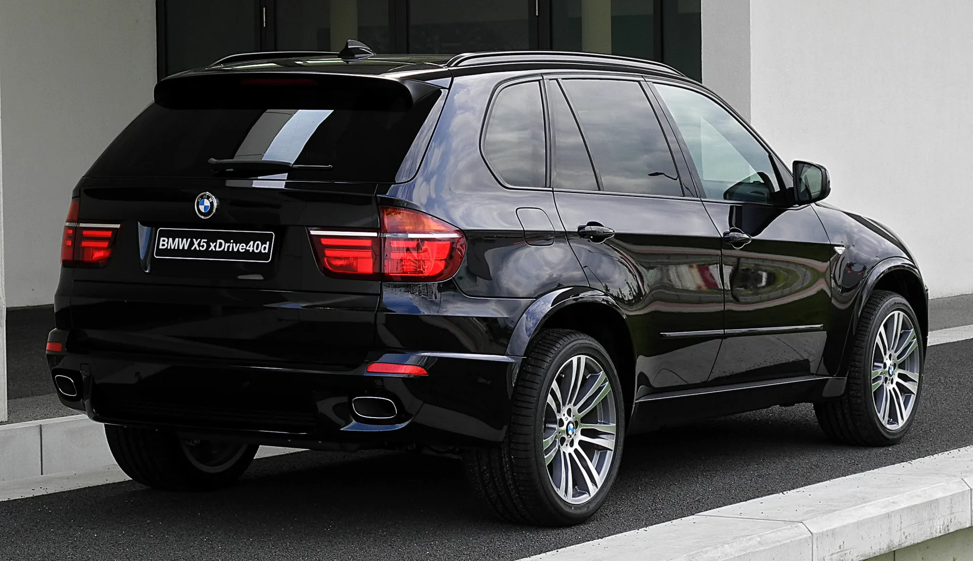 Что лучше bmw x5