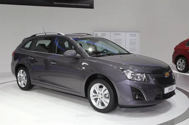 Chevrolet Cruze 2012 универсал