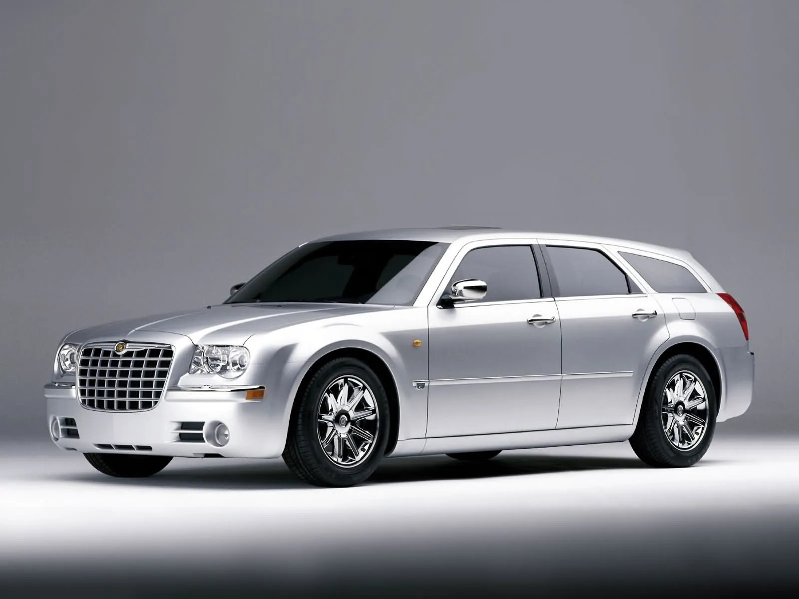 2006 Chrysler 300C Touring, the official car of: : r/regularcarreviews