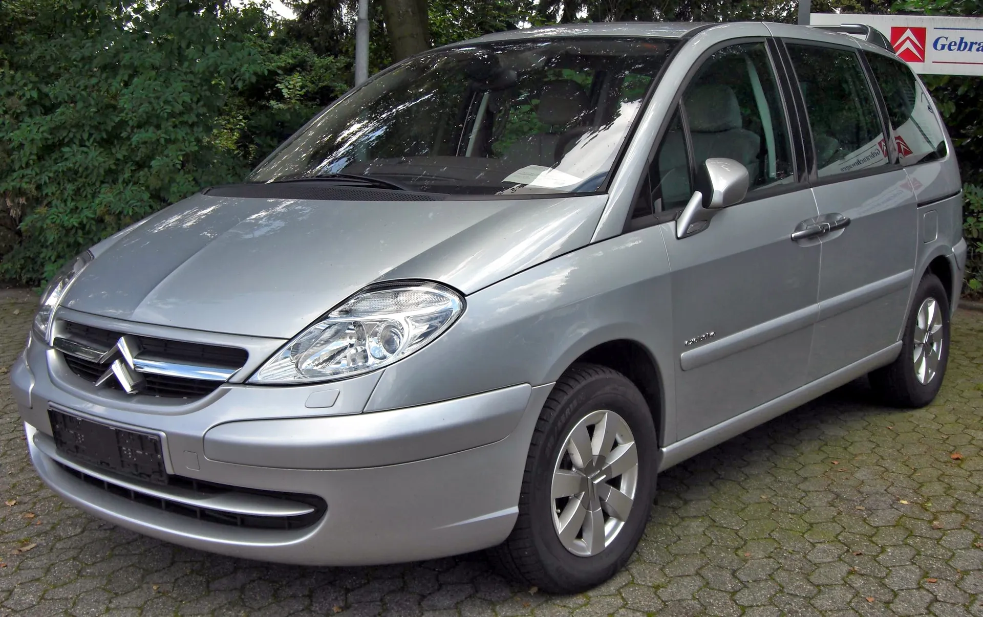 Фото citroen c8