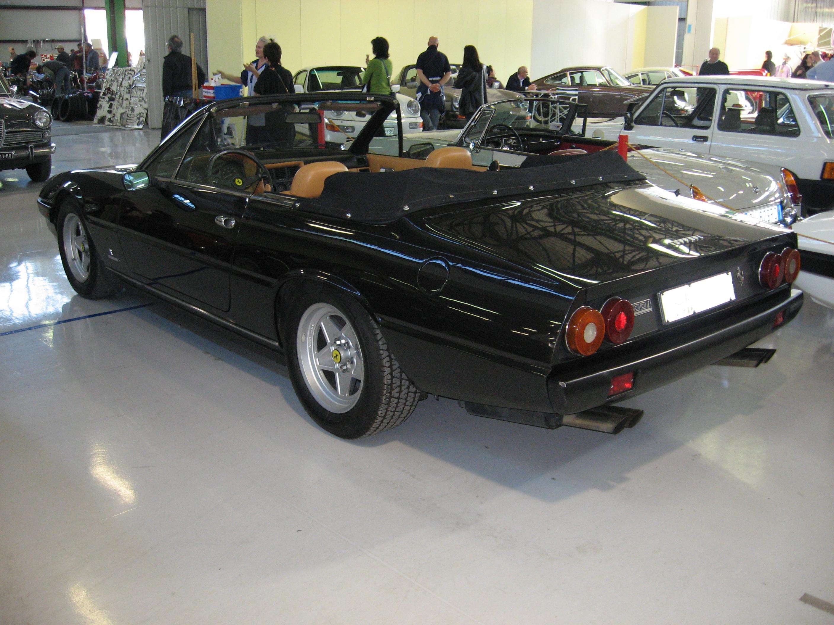 Ferrari 400 image #4