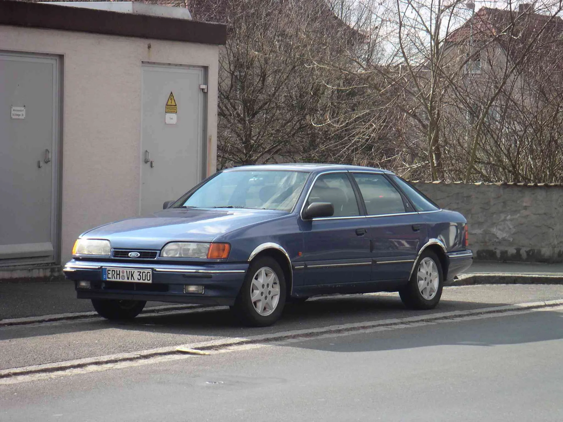 Ford Scorpio image 4