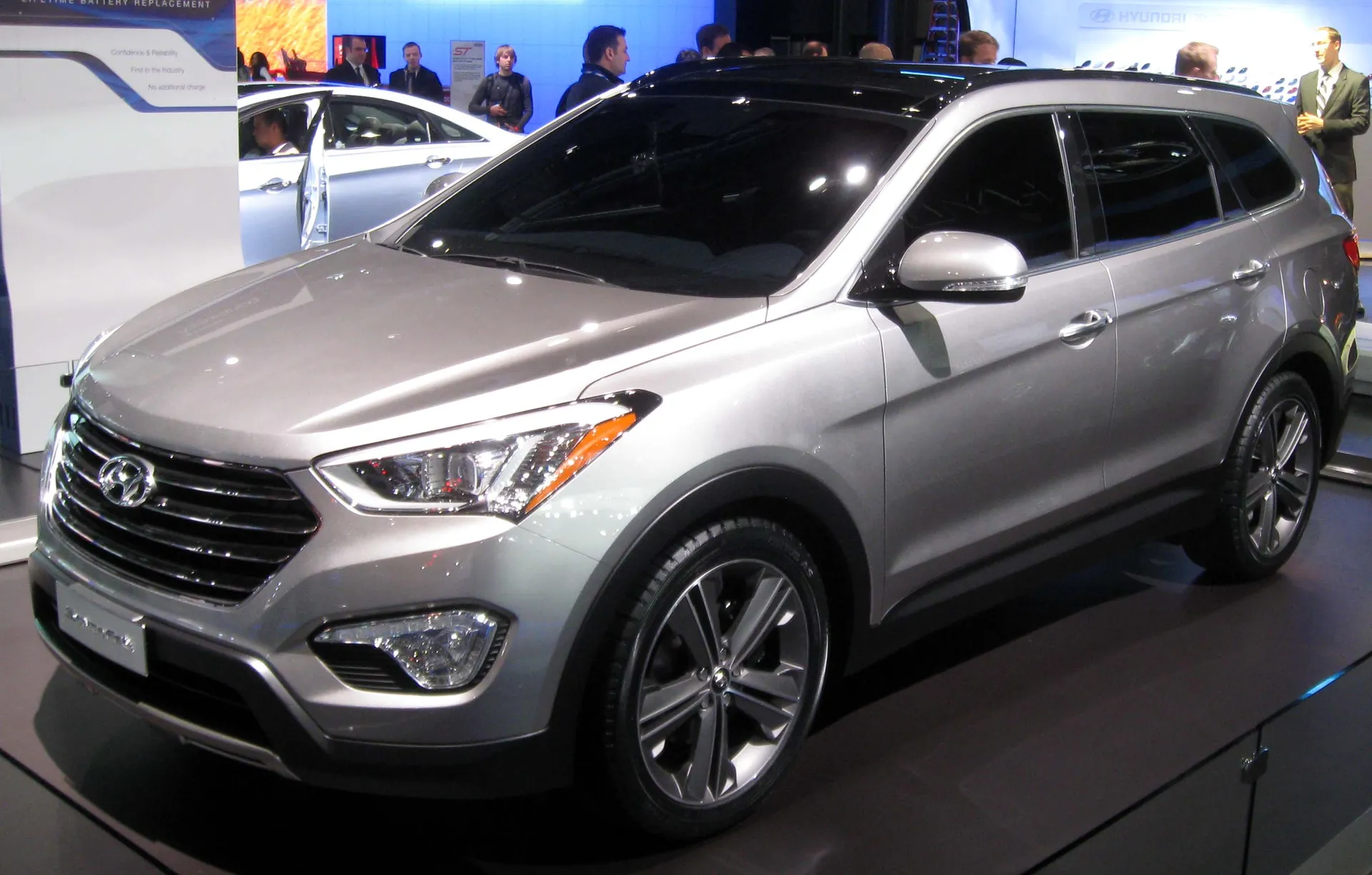 Фотографии hyundai santa fe