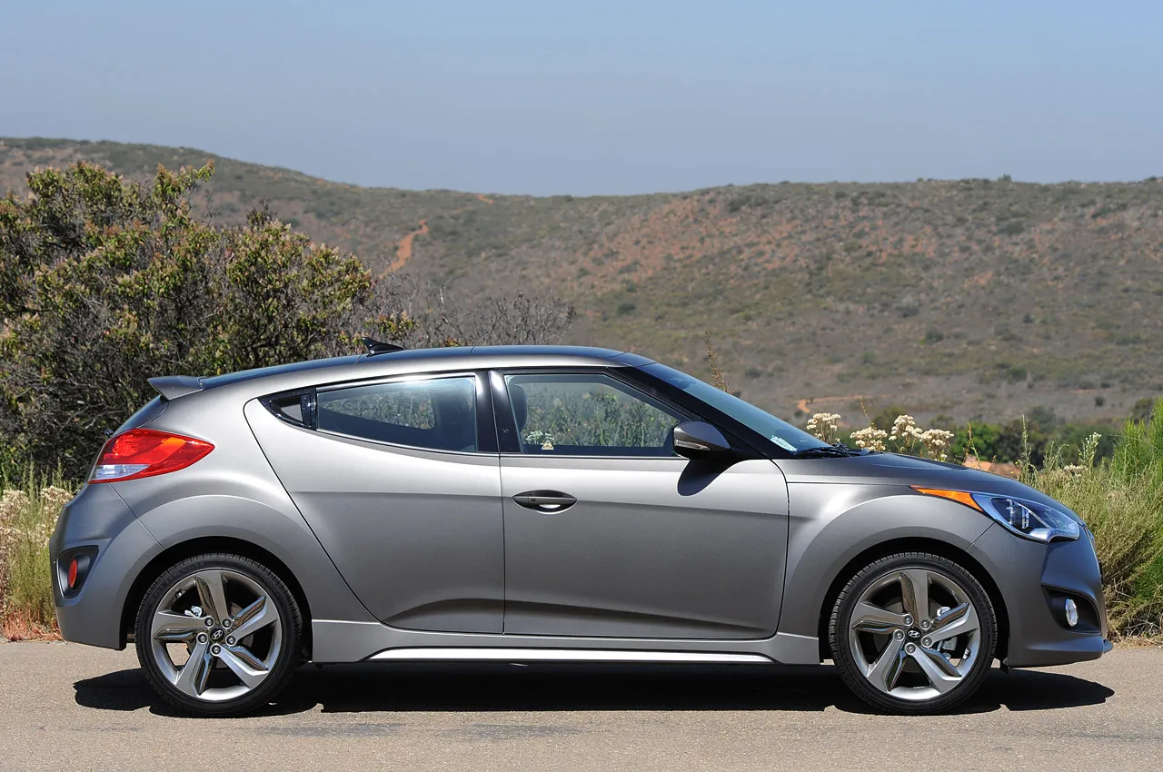 Hyundai veloster фото