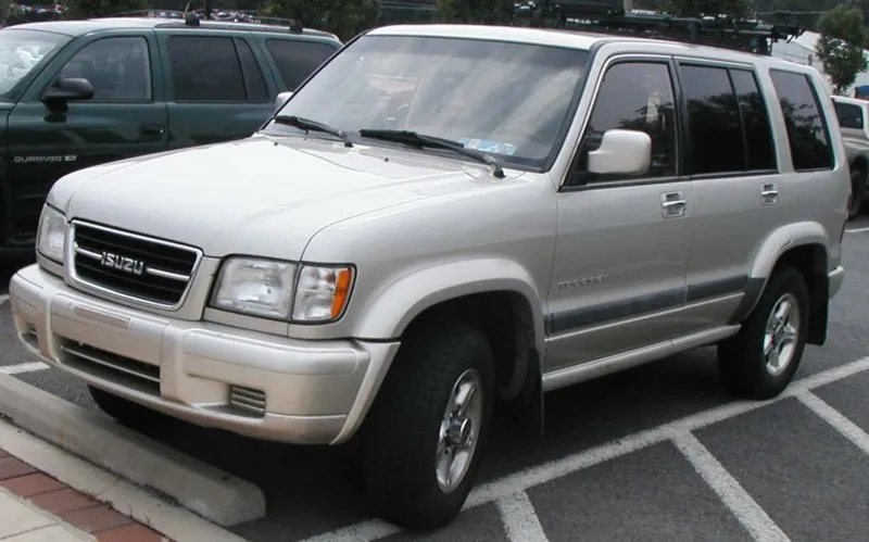 Isuzu trooper аналог