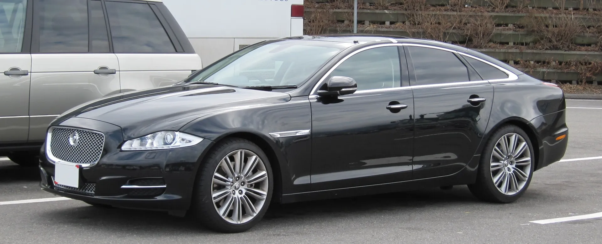 Jaguar xj магнитола