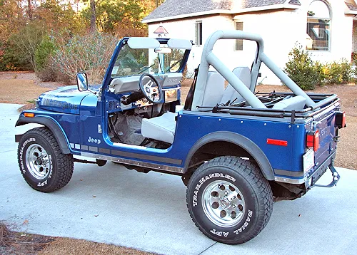 Jeep Wrangler CJ-7 image #12