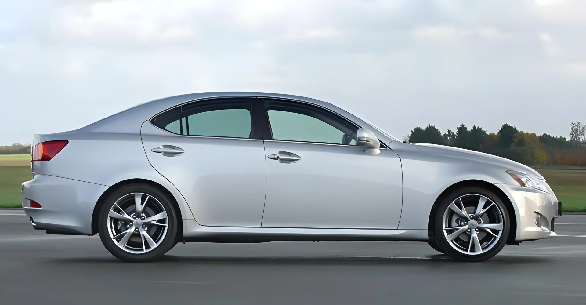 Lexus IS 220d
