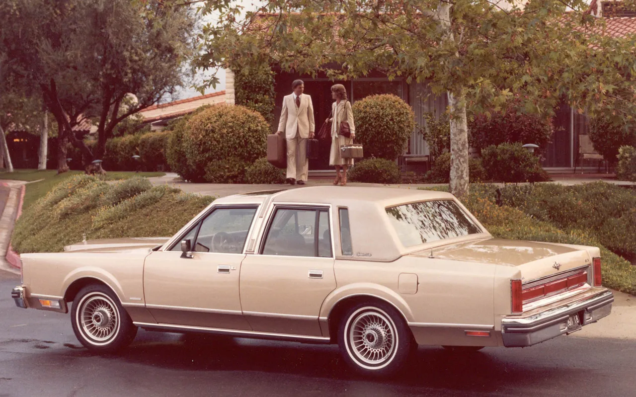 Lincoln tower car