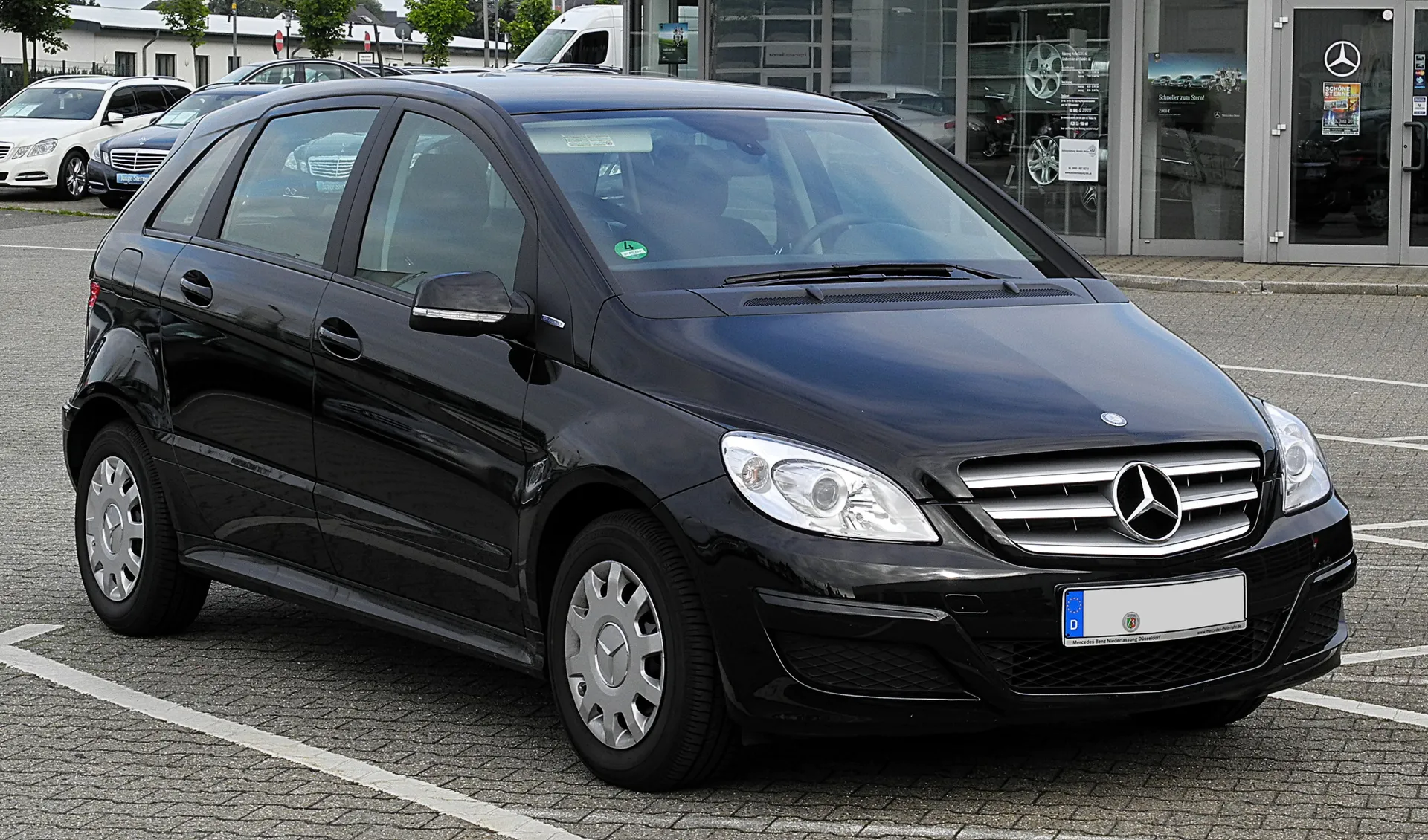 Куплю мерс б у. Mercedes-Benz w245. Mercedes b w245. Mercedes-Benz b-класс w245. Мерседес b class w245.