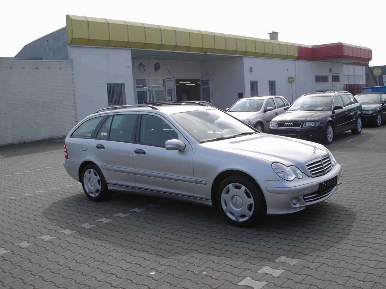 Mercedes-Benz C 220 CDI T-Modell image #10