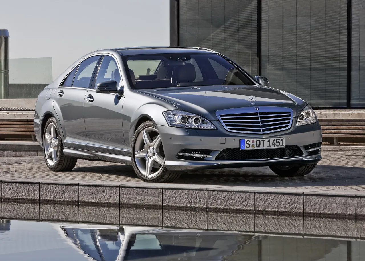 Mercedes-Benz S 500 4MATIC technical details, history, photos on Better ...