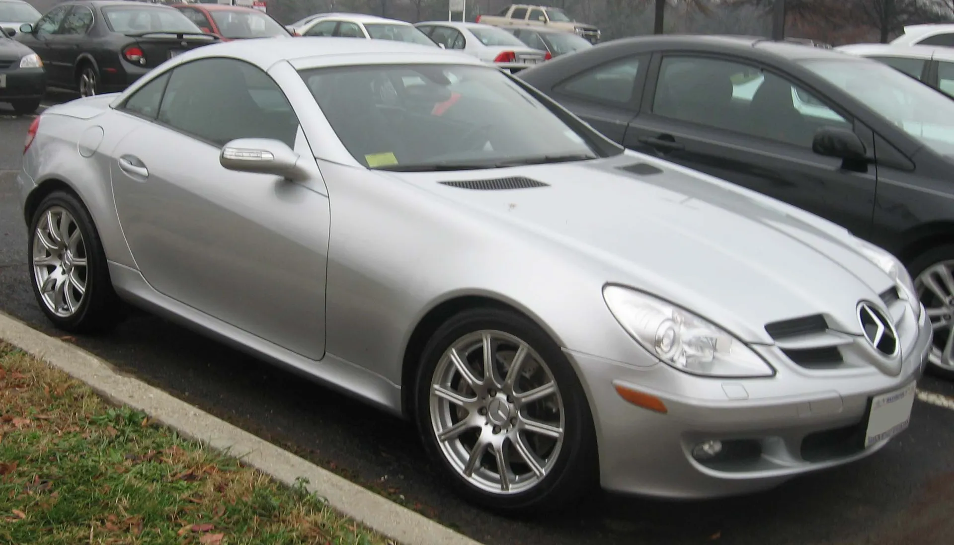 Mercedes-Benz SLK 350 technical details, history, photos on Better ...