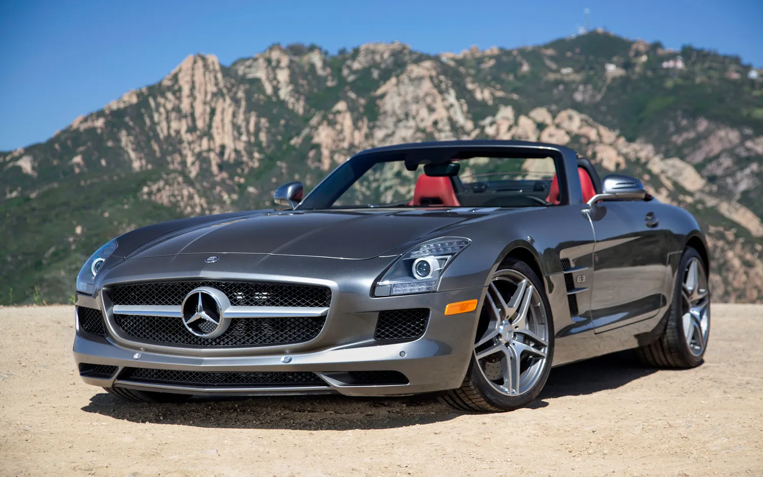 Mercedes-Benz SLS AMG Roadster image #2