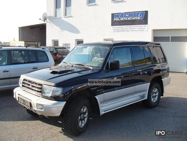 Mitsubishi pajero classic