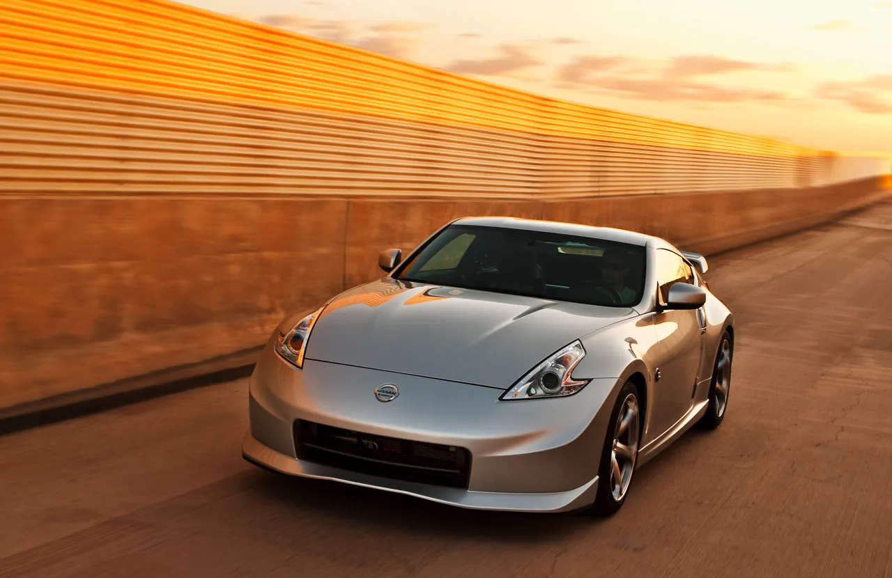 Nissan 370z максимальная скорость