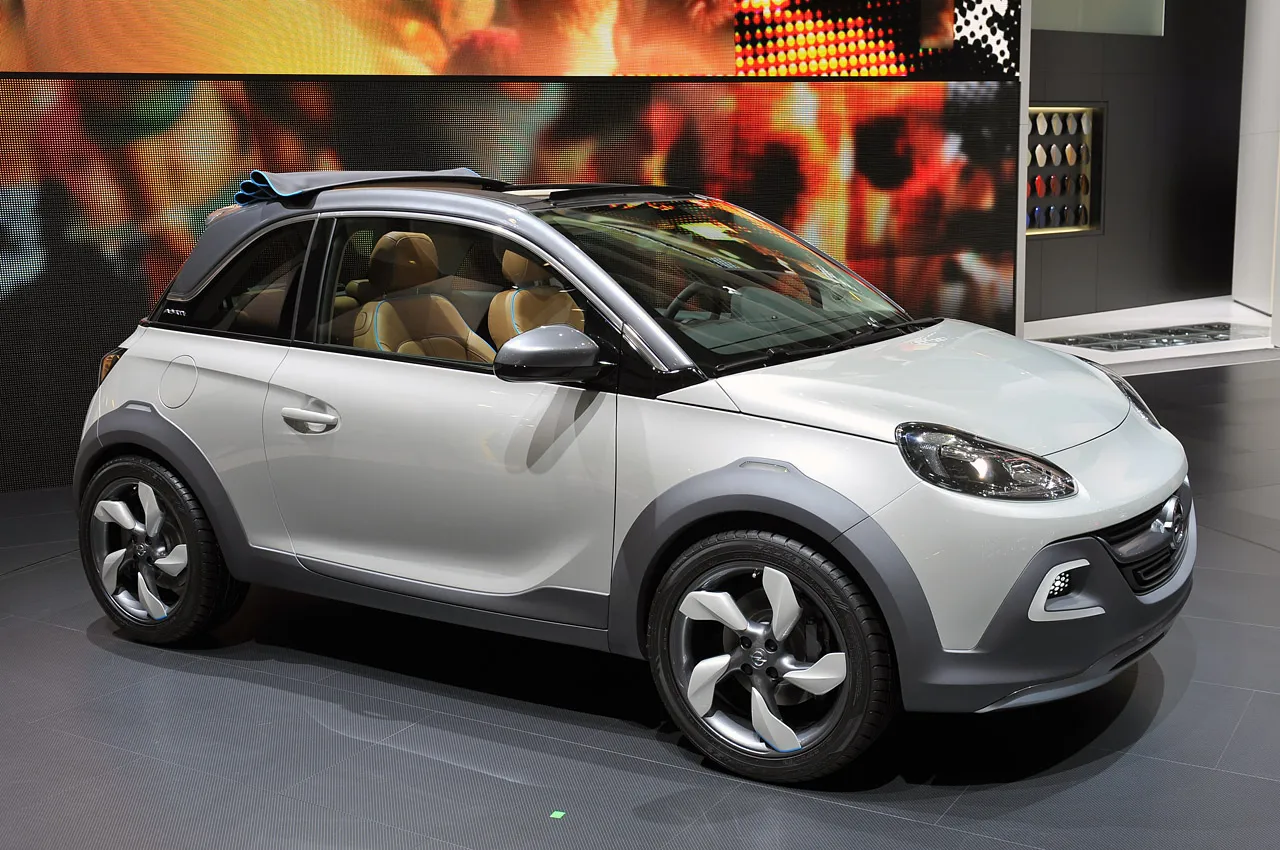 opel adam