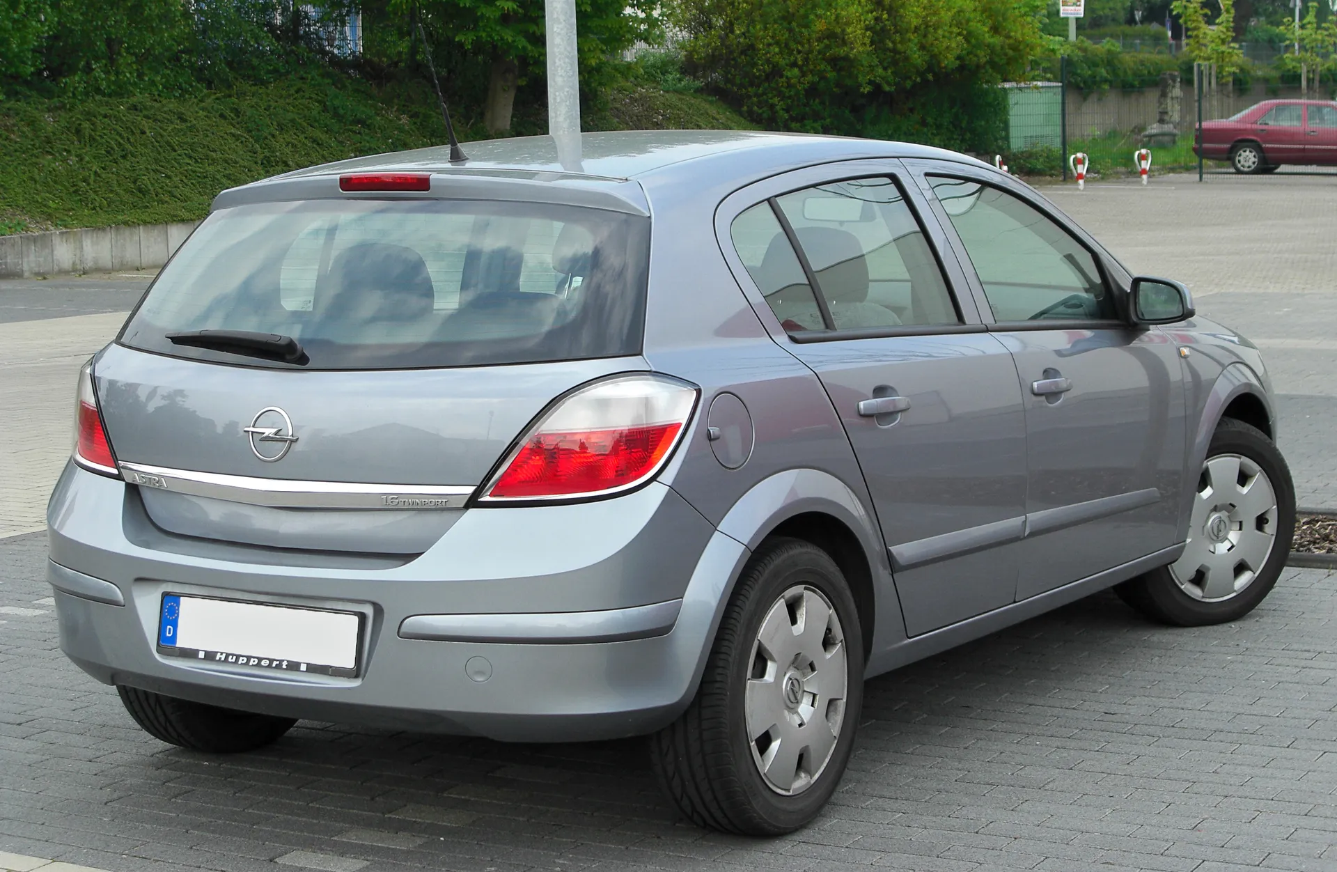 Opel Astra 1.6 Twinport Edition (11/04 - 02/07): Technische Daten, Bilder,  Preise