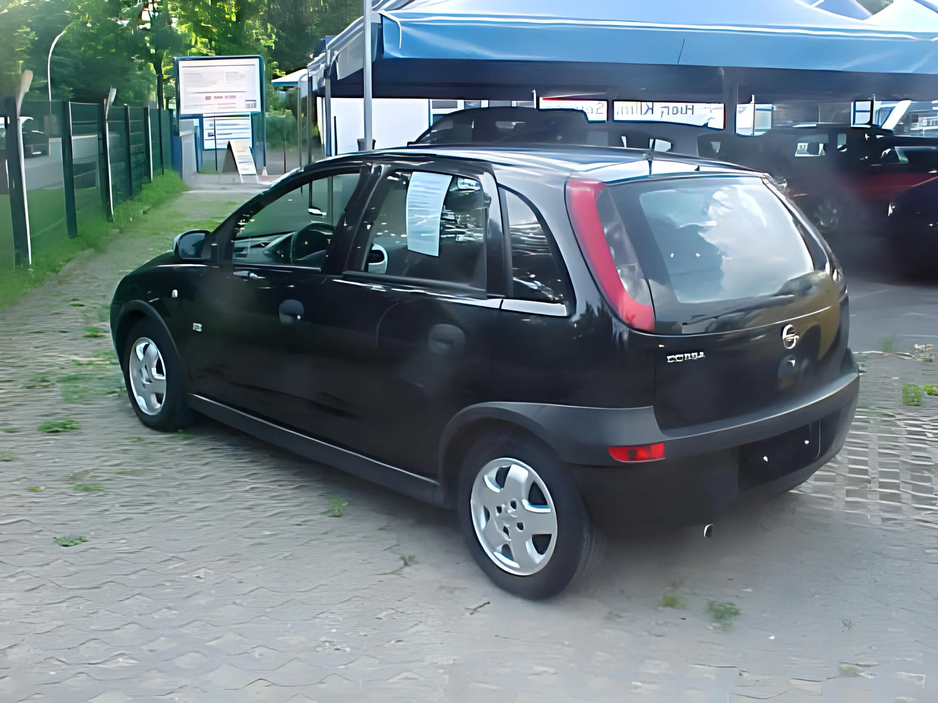 Opel Corsa 1 2 16v Image 9