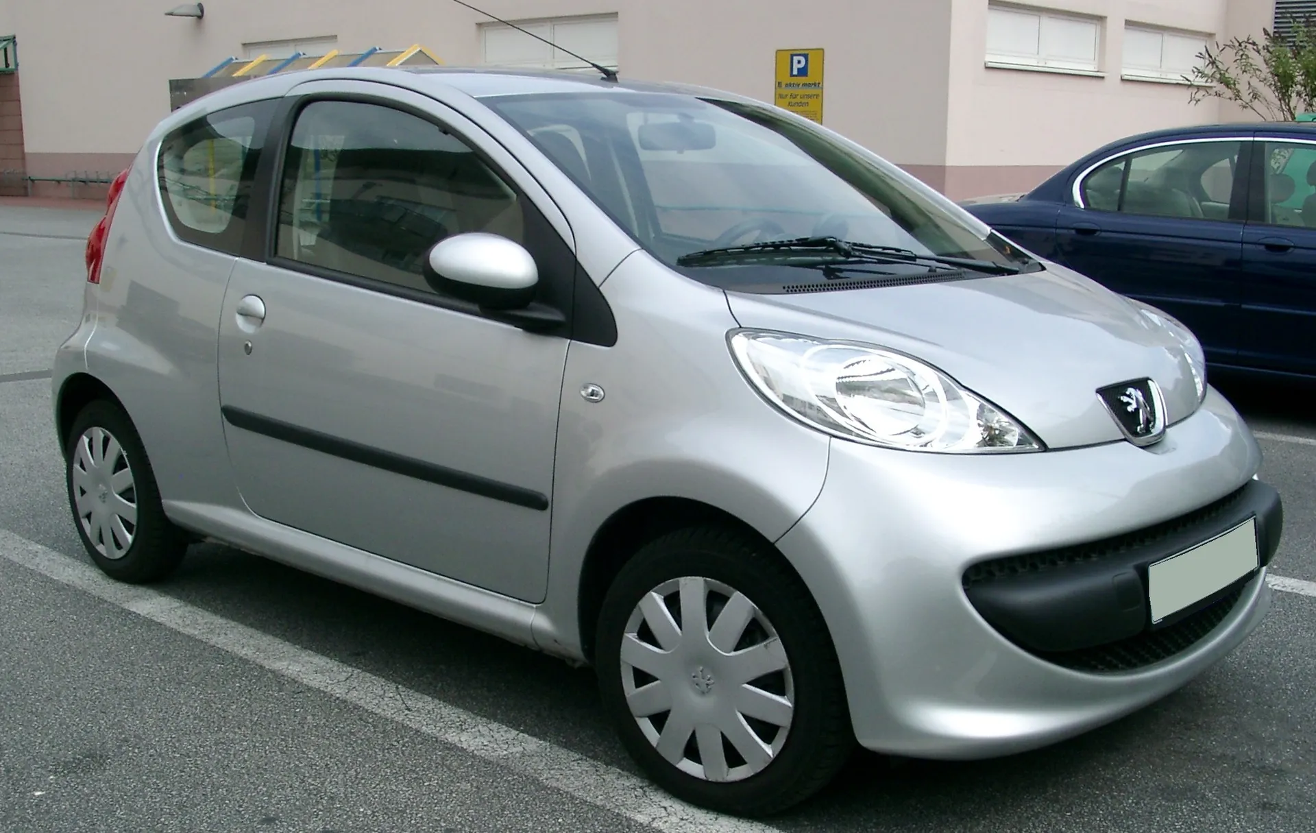 Лобовое стекло peugeot 107