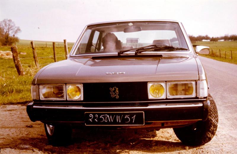 Peugeot 604 image #16