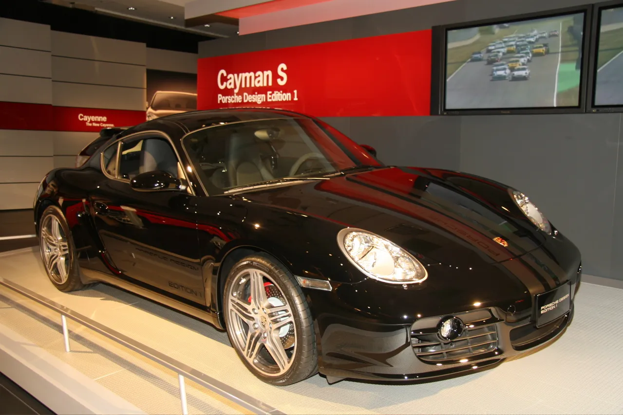 Porsche Cayman Design Edition