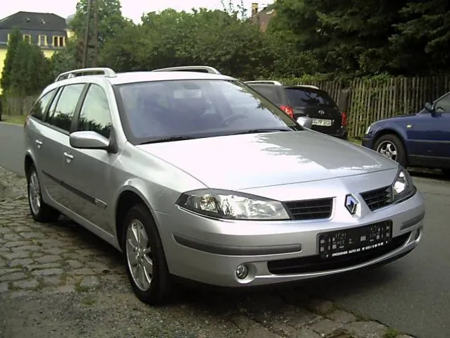 Renault Laguna Grandtour 2.0 dCi technical details, history, photos on ...