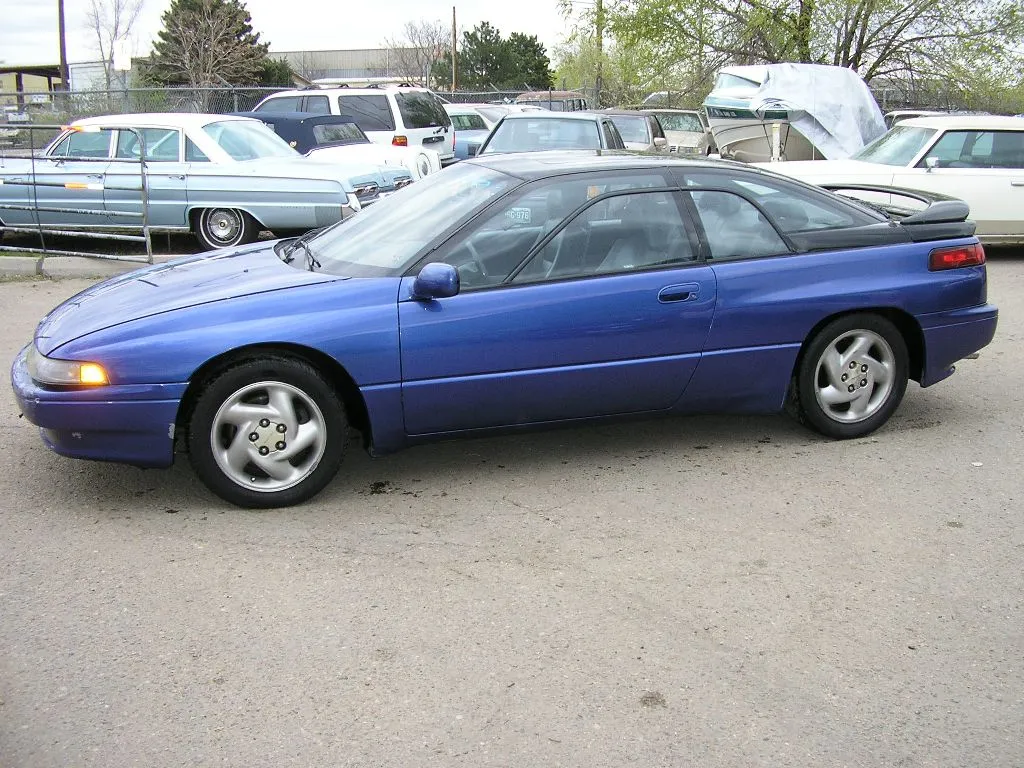 SUBARU SVX 92-97フロントヘッドライト方向アセンブリ新旧の在庫