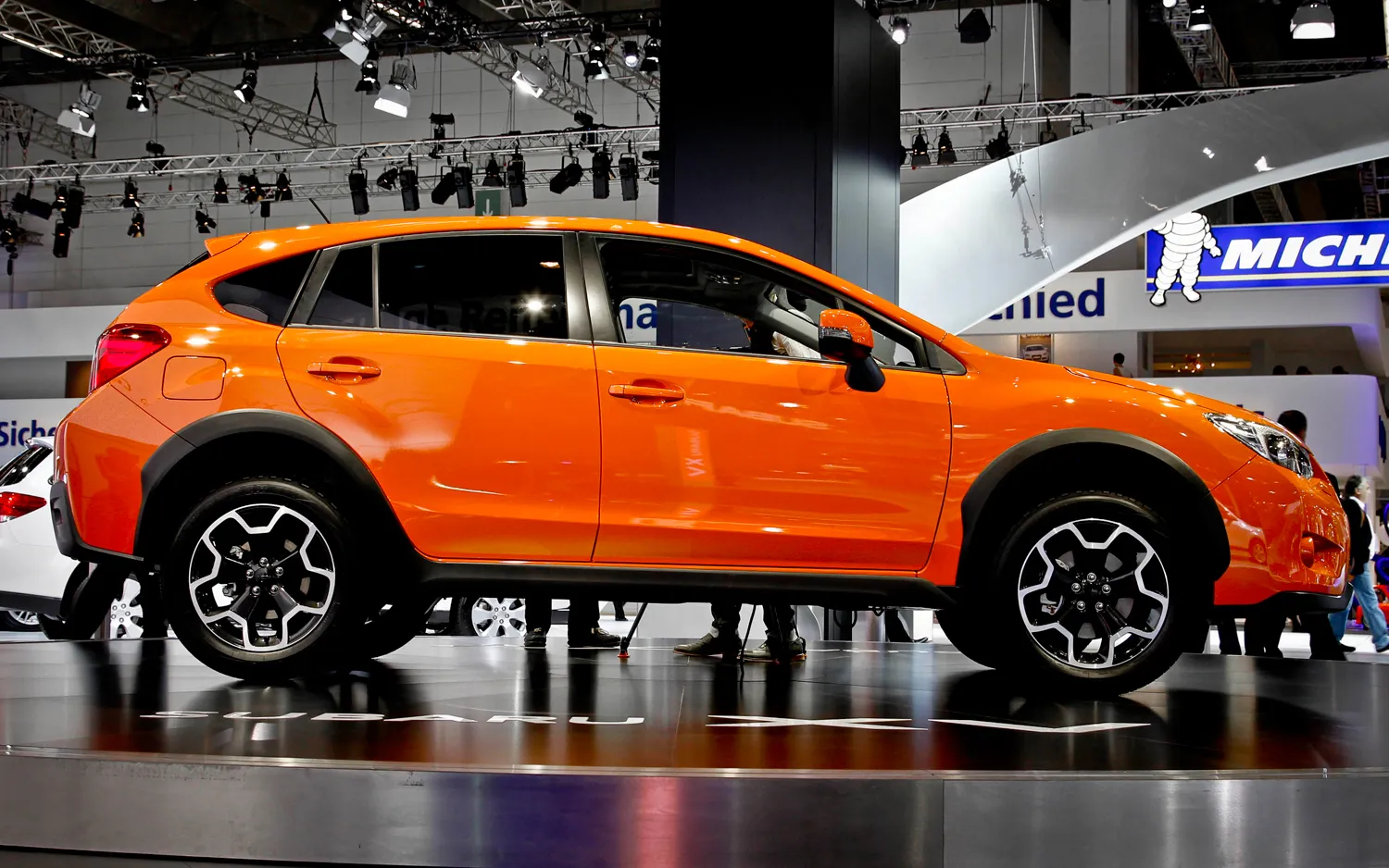 Лобовое стекло subaru xv