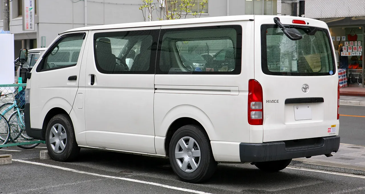 Toyota hiace из японии