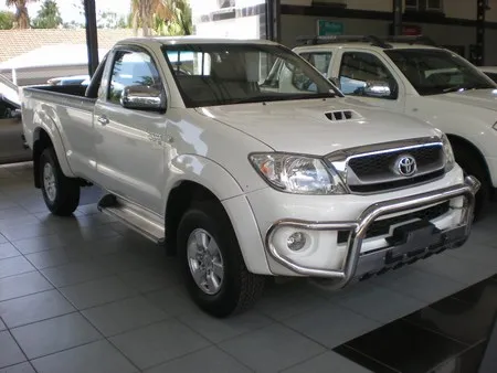 Toyota Hilux 3.0 D-4D technical details, history, photos on Better ...