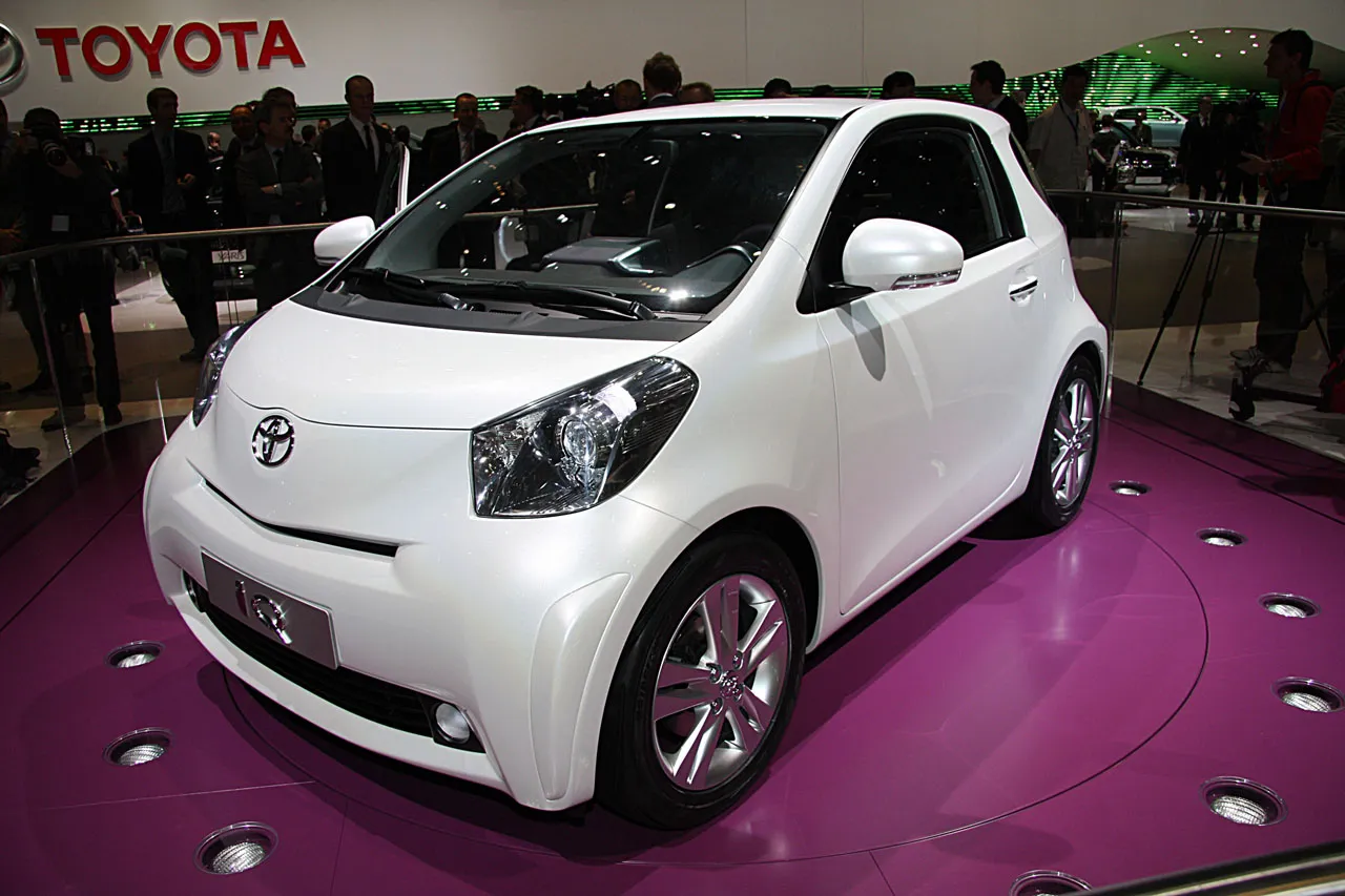 Toyota iq диски