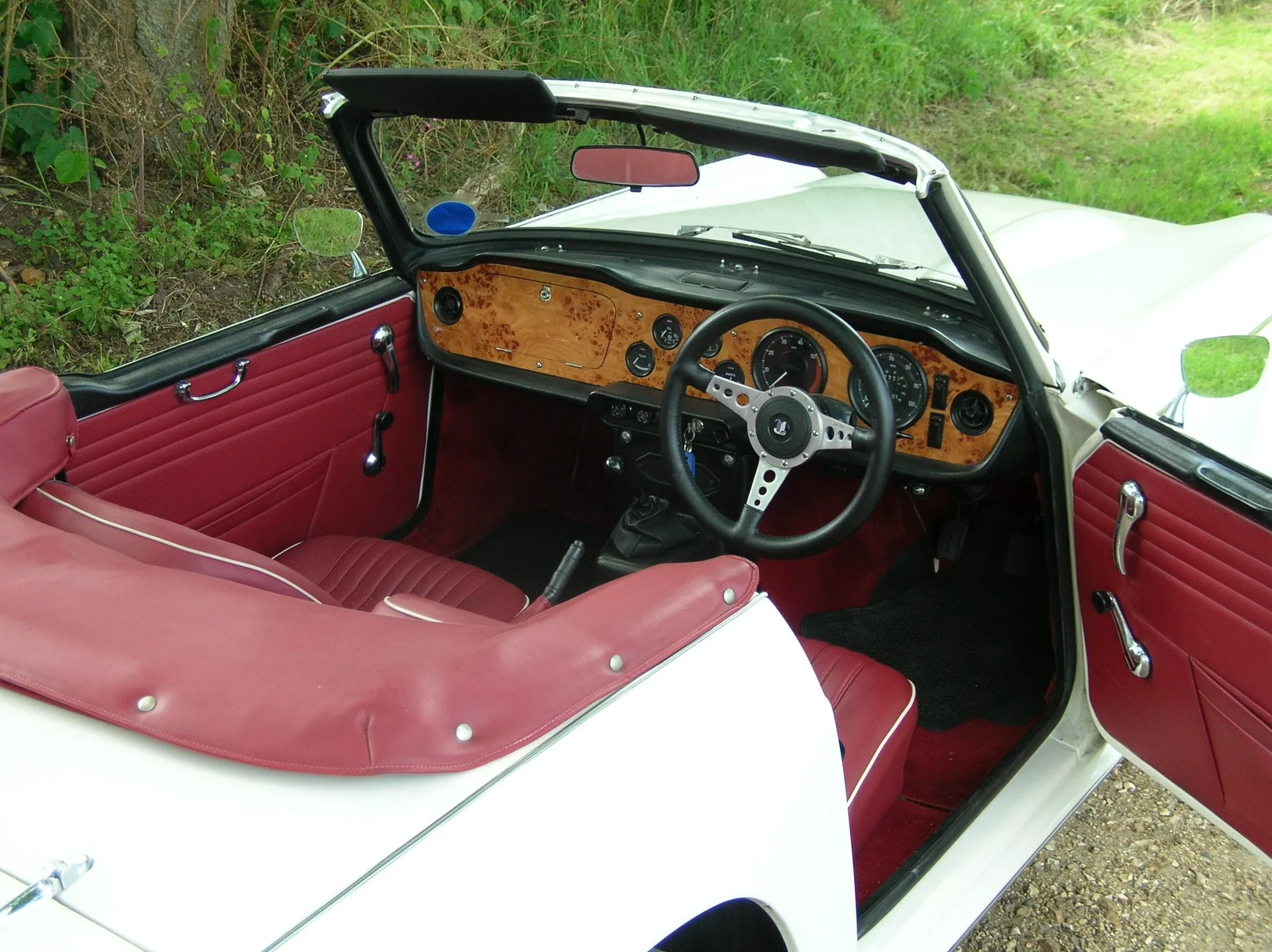 Triumph TR5