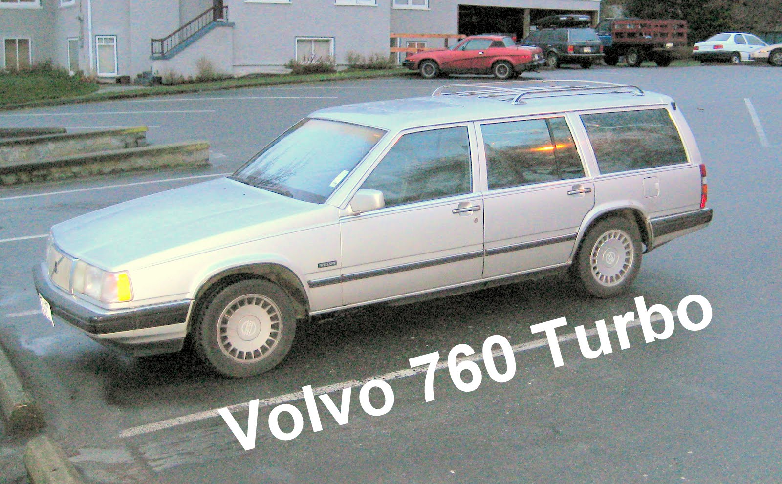 Volvo 760 image #10