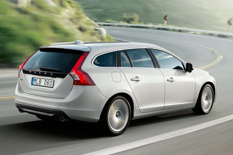 Volvo V60 T3 image #2