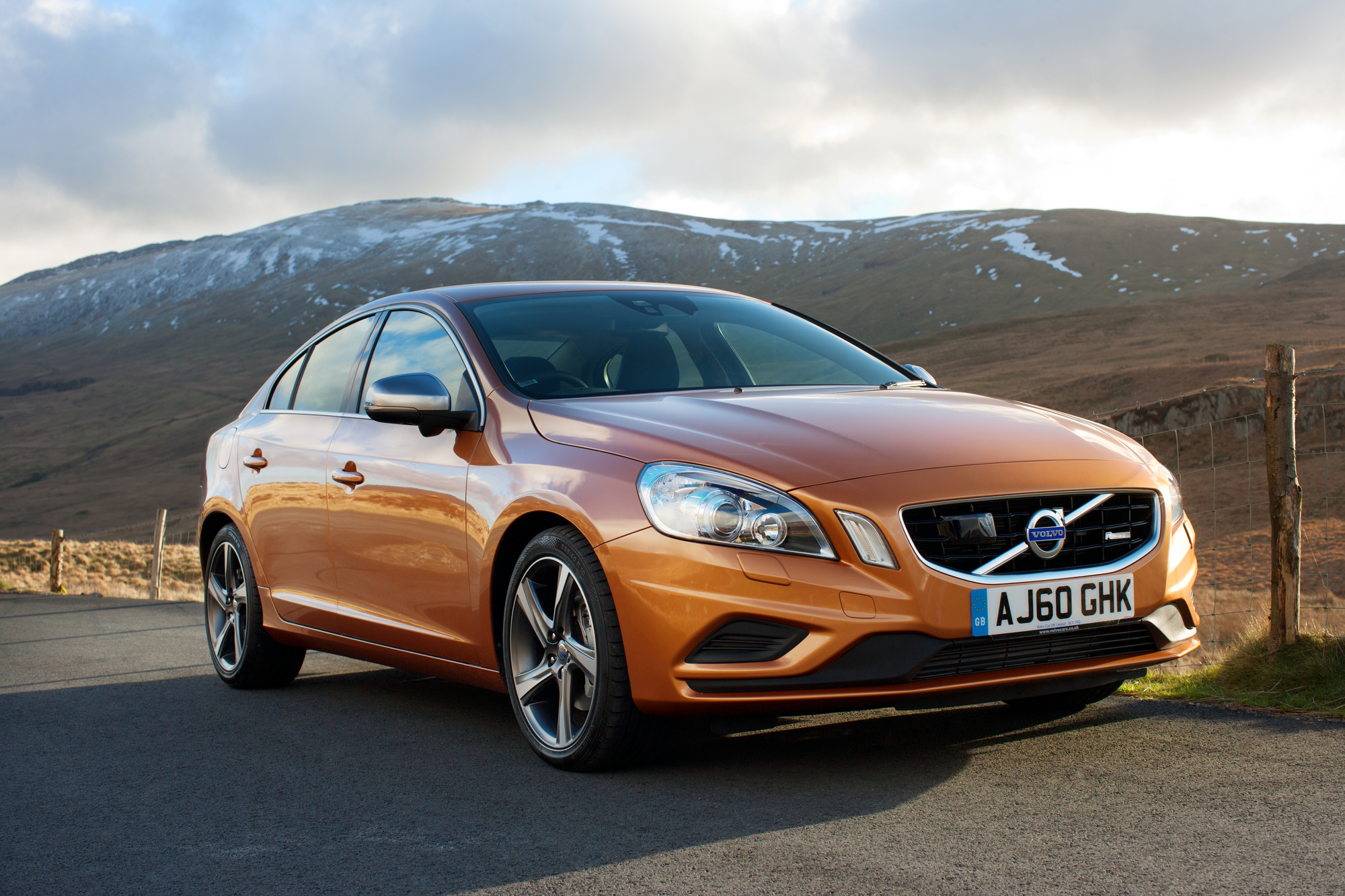 Volvo V60 T3 technical details, history, photos on Better