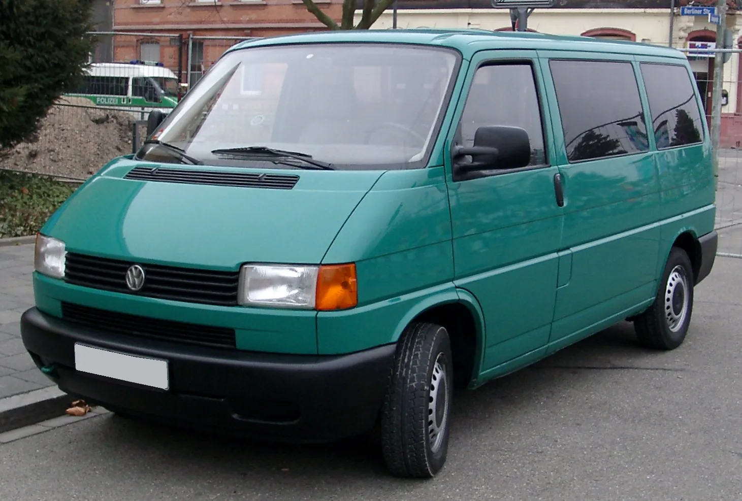 Front Repair Panels For VW T4 Transporter (1990-1996) - Short Nose Pair (Left & Right)