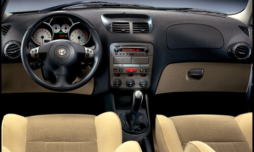 Alfa-Romeo 147 #18