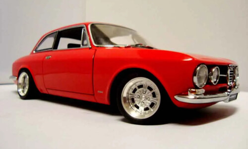 Alfa-Romeo 1750 #7