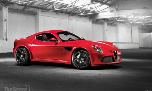 Alfa-Romeo 8C GTA #6