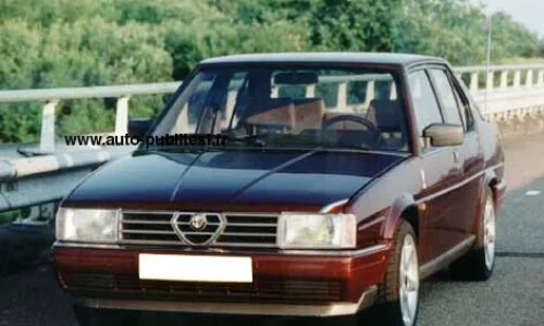 Alfa-Romeo 90 #17