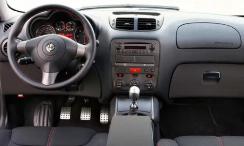 Alfa-Romeo GT Sportiva #9