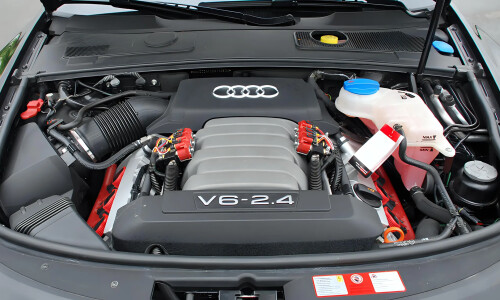 Audi A6 2.4 #10