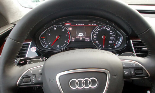 Audi A8 4.2 TDI #5