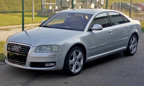 Audi A8 4.2 TDI #8