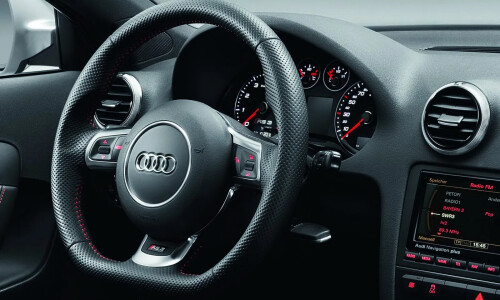 Audi RS3 photo 9