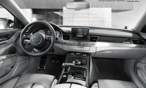 Audi S8 #12