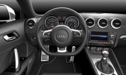 Audi TT RS photo 9