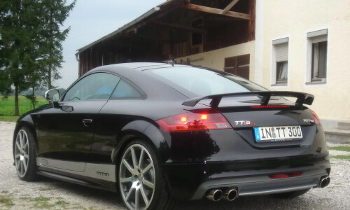 Audi TTS photo 9